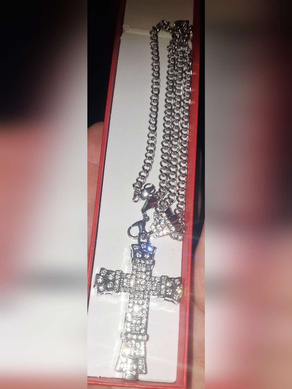 Ice Out Bling Cross With Chain - Picture 4 of 4
